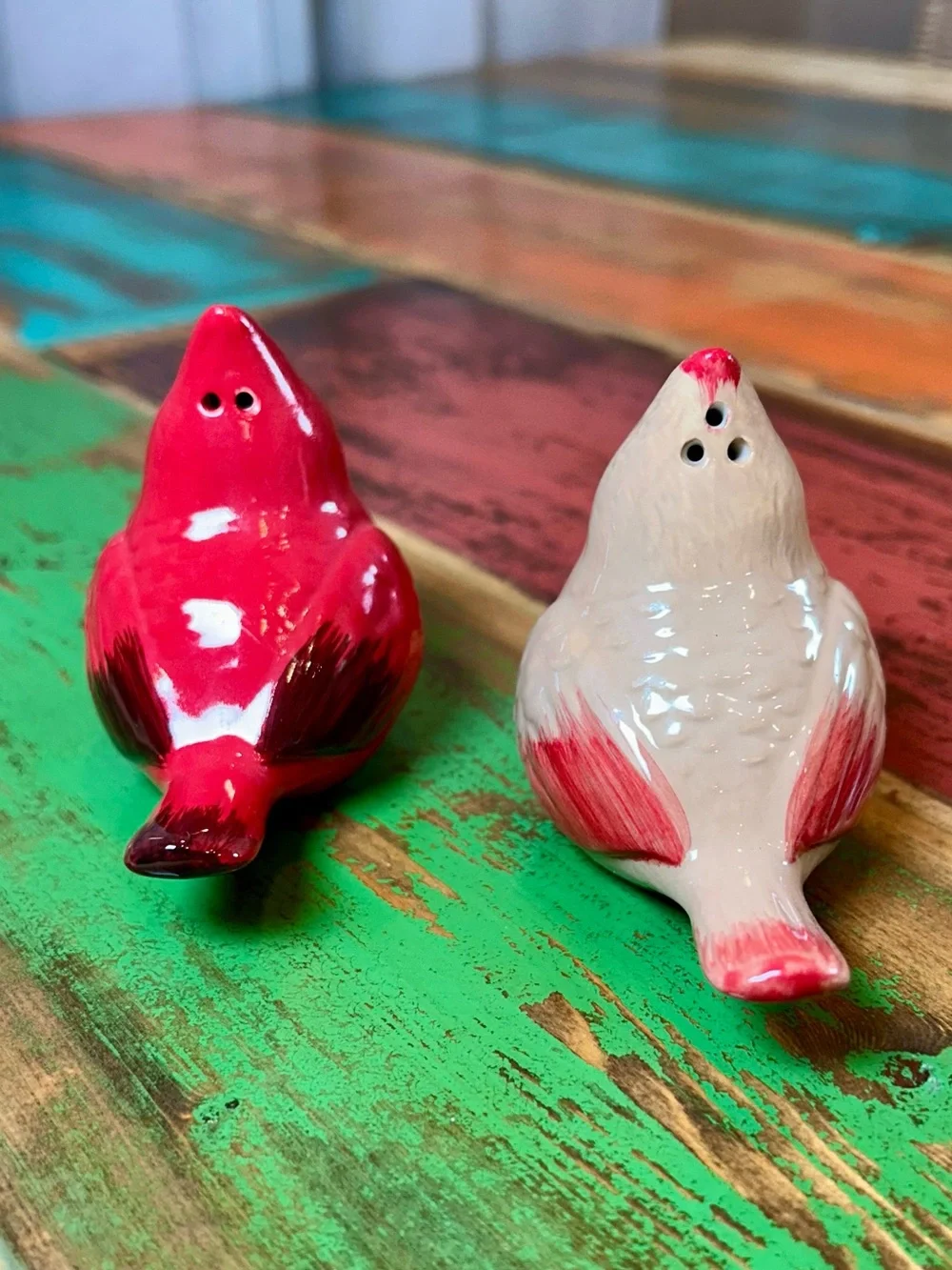 Hallmark Ceramic Cardinal Birds Salt and Pepper Shaker Set Limited Edition